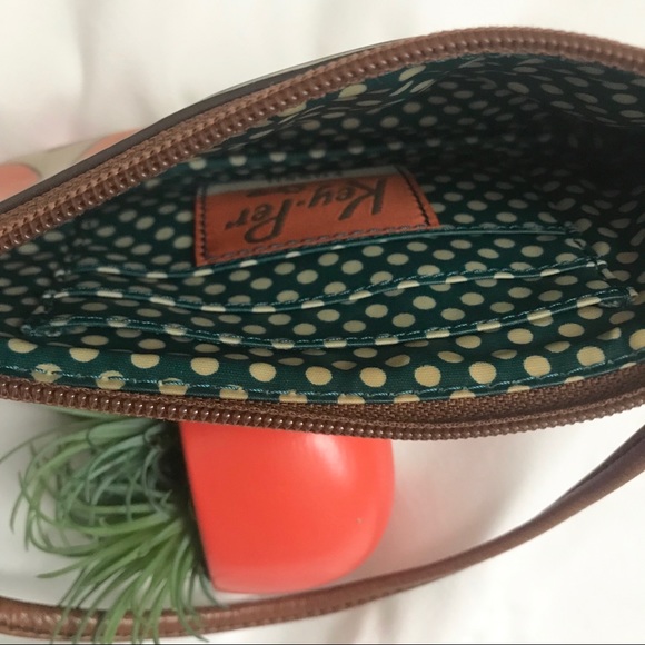 💖3 for $20!💖 Fossil Wristlet - Picture 6 of 8